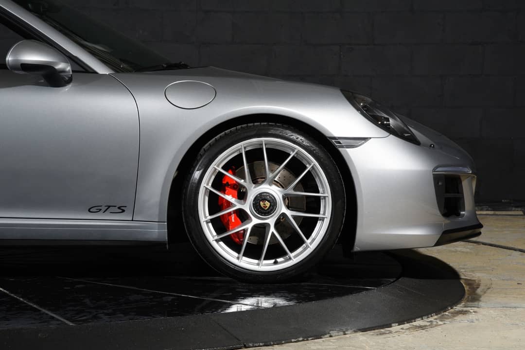 2018 Porsche 911 Targa 4 GTS — photo 14