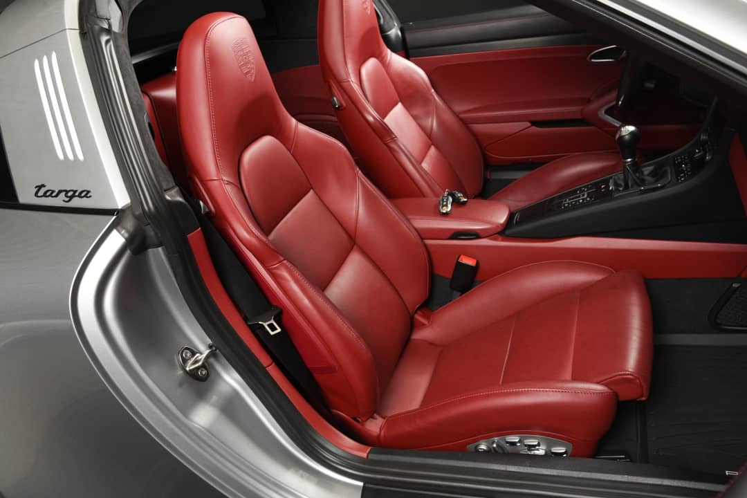 2018 Porsche 911 Targa 4 GTS — photo 39