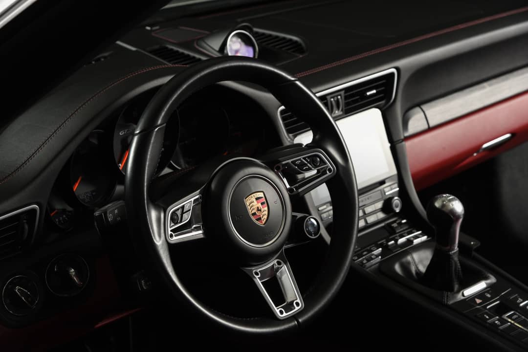 2018 Porsche 911 Targa 4 GTS — photo 5