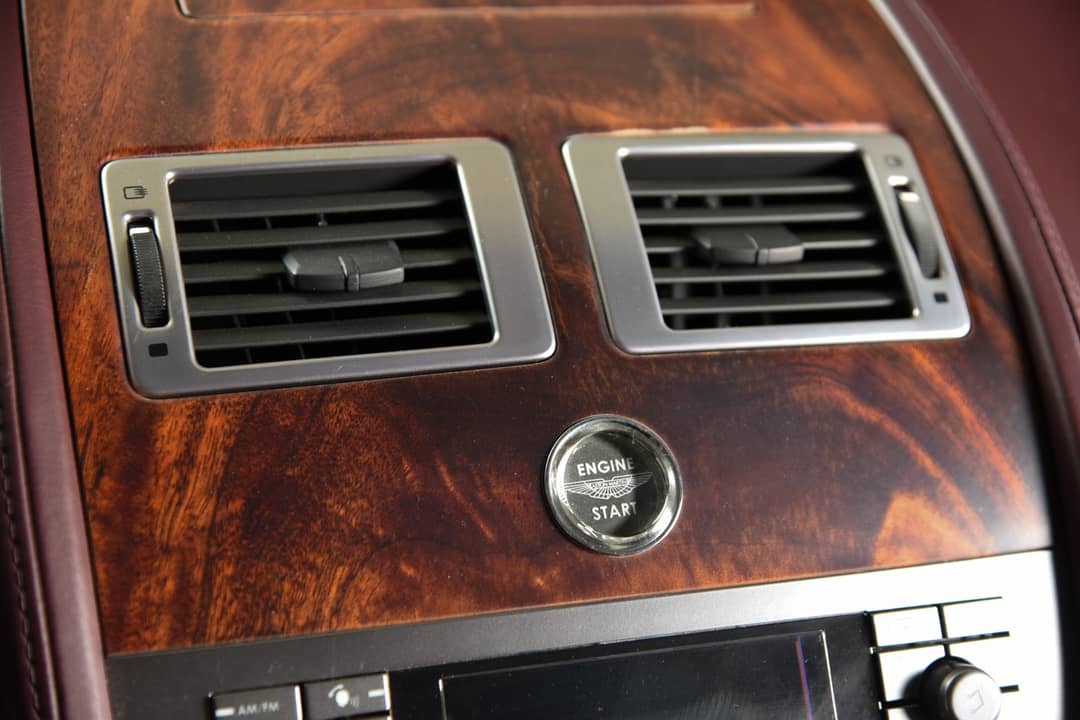 2005 Aston Martin DB9 — photo 22