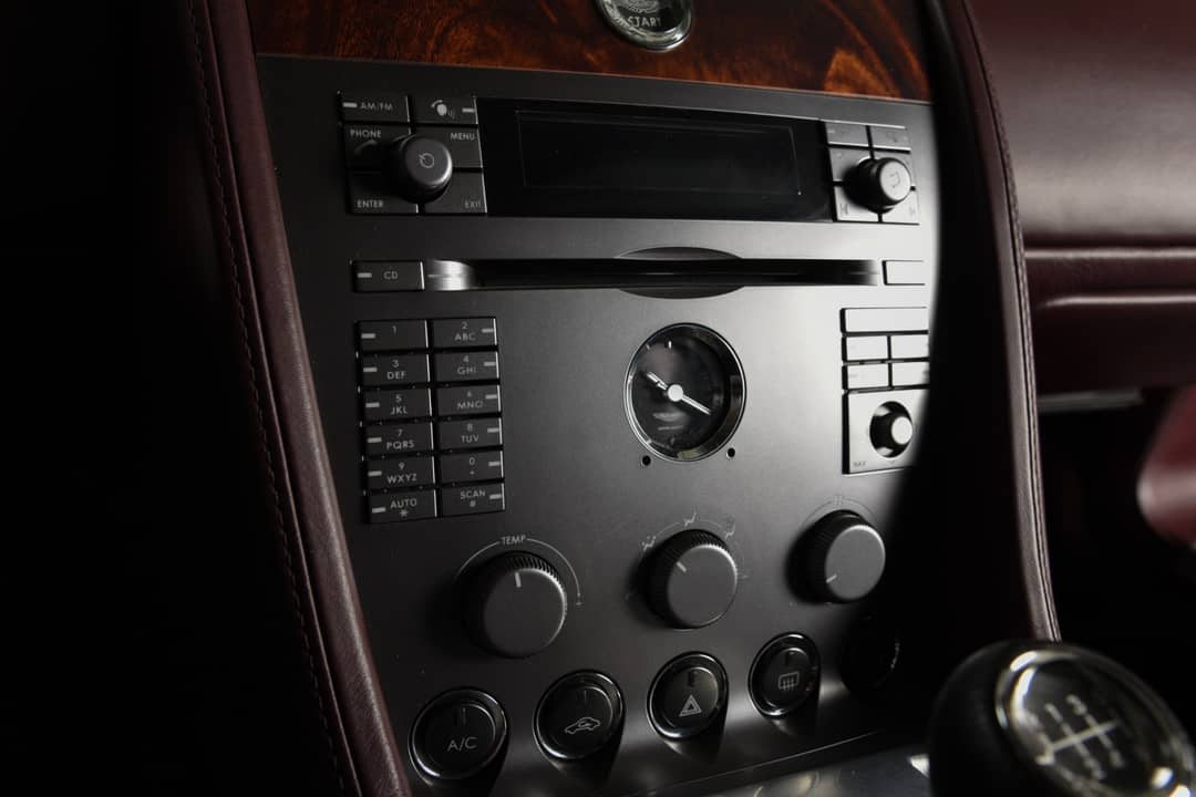 2005 Aston Martin DB9 — photo 23