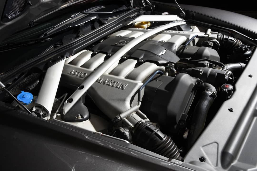 2005 Aston Martin DB9 — photo 36