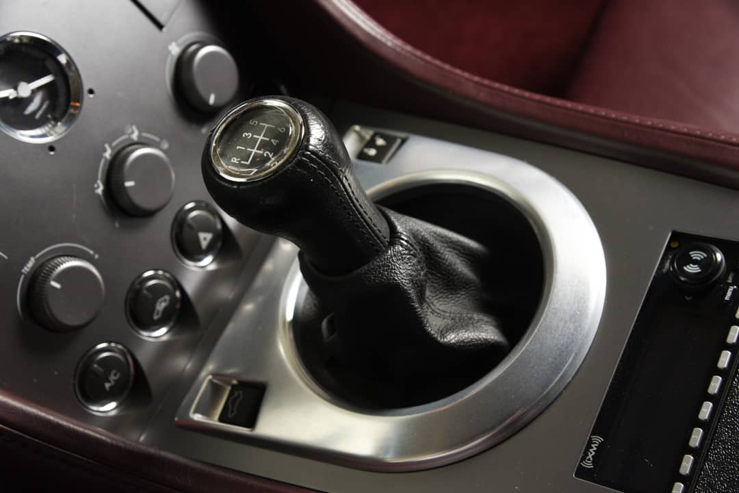 2005 Aston Martin DB9 — photo 6
