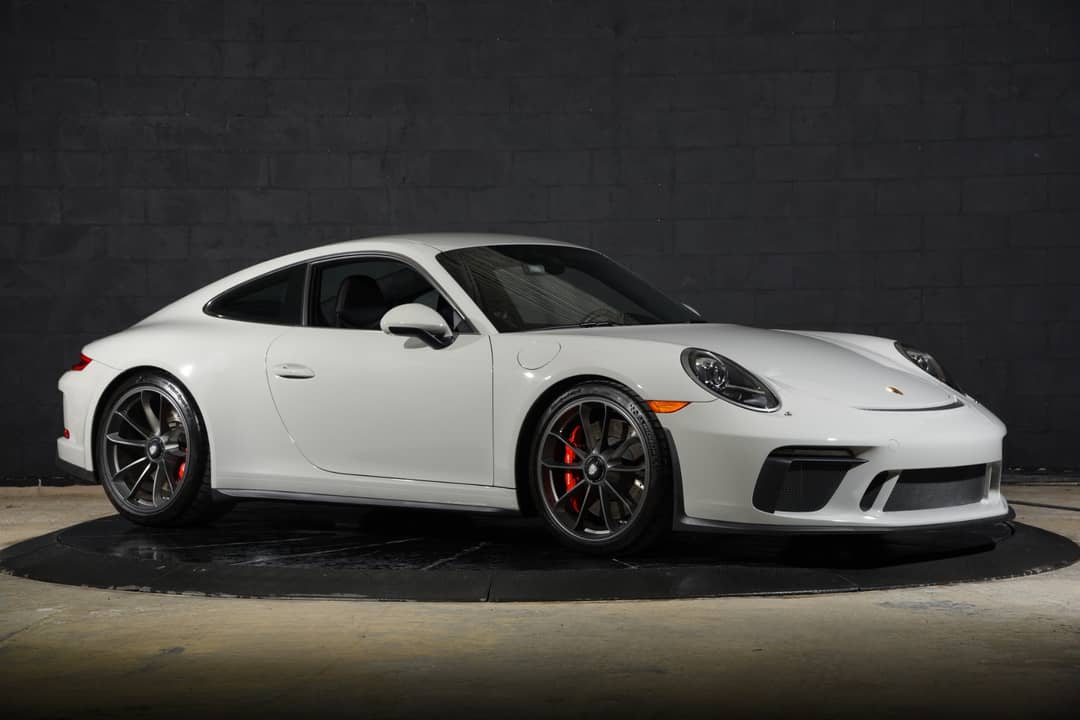 2019 Porsche 911 GT3 Touring — photo 2