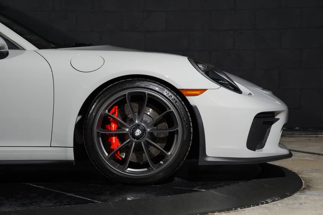 2019 Porsche 911 GT3 Touring — photo 24