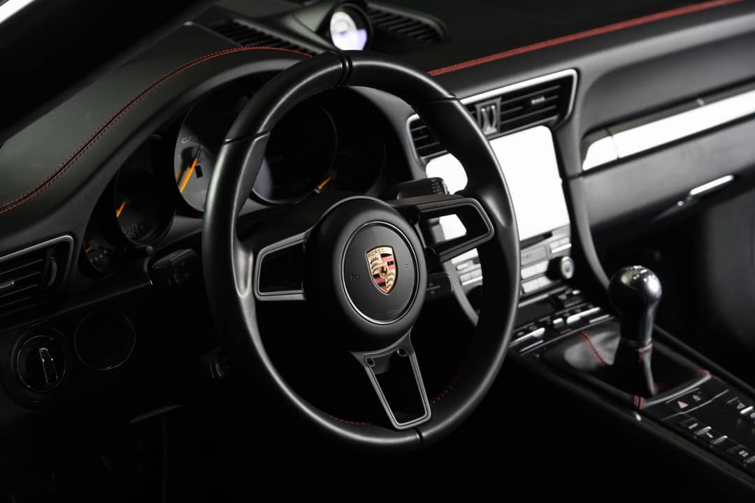 2019 Porsche 911 GT3 Touring — photo 4