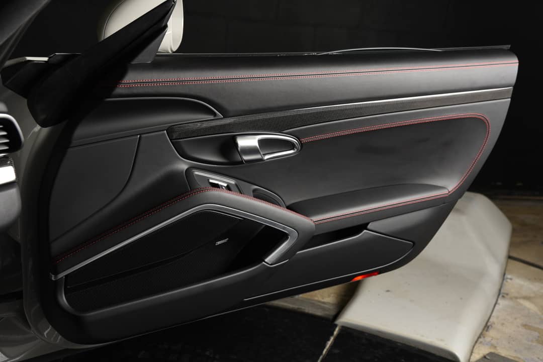2019 Porsche 911 GT3 Touring — photo 44