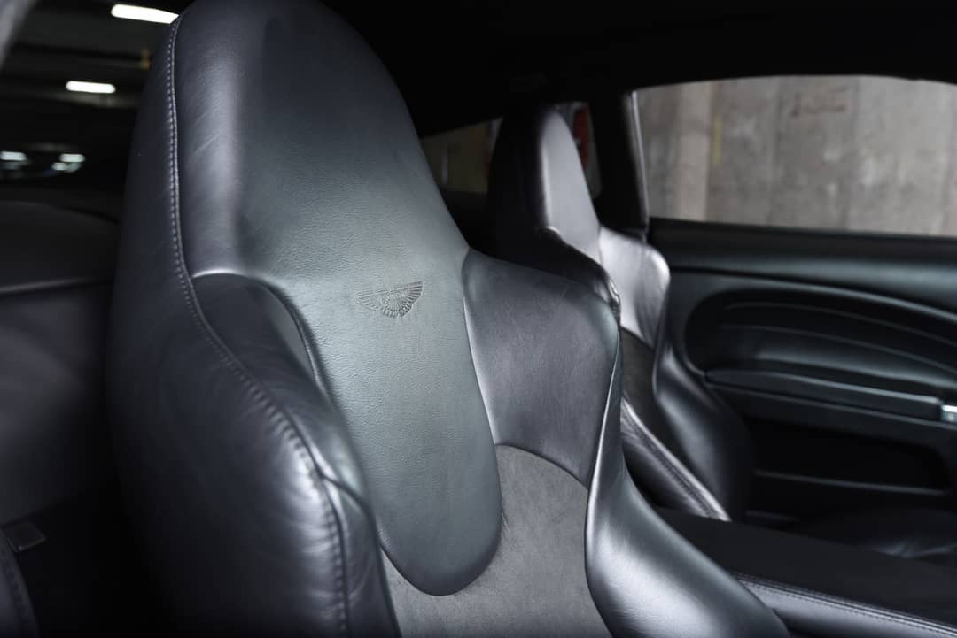 2005 Aston Martin V12 Vanquish — photo 23
