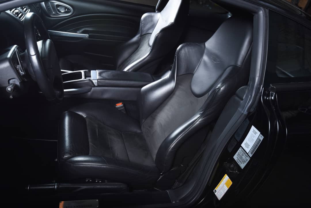 2005 Aston Martin V12 Vanquish — photo 25