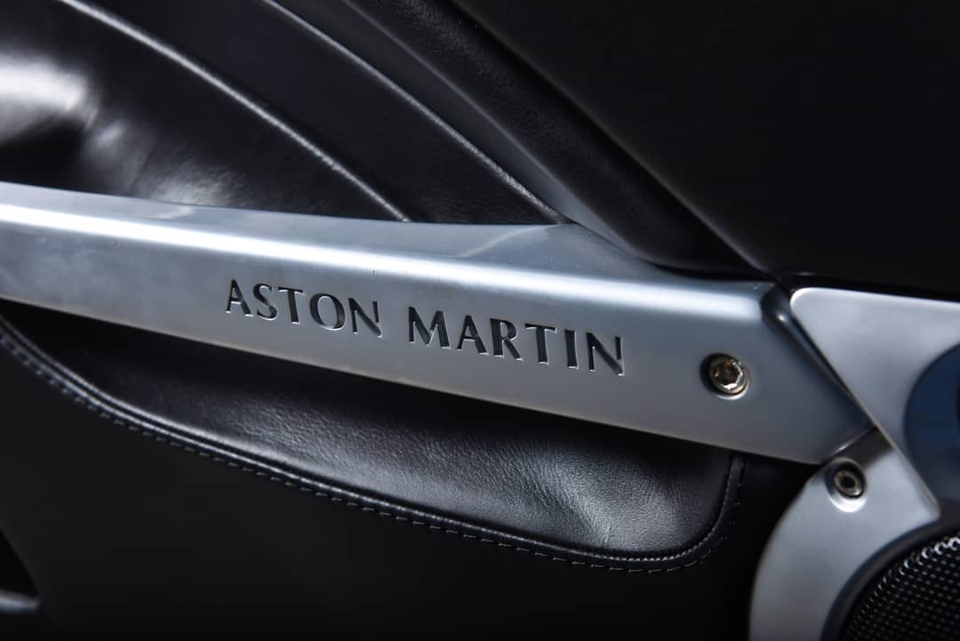 2005 Aston Martin V12 Vanquish — photo 33