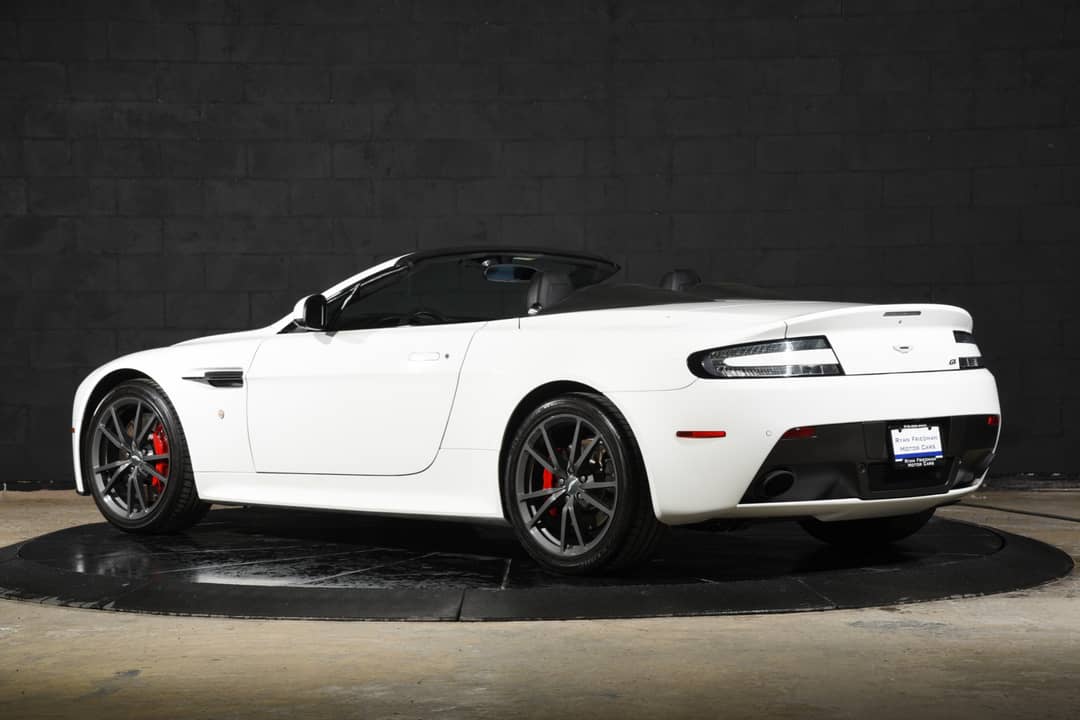2015 Aston Martin V8 Vantage GT Roadster — photo 12