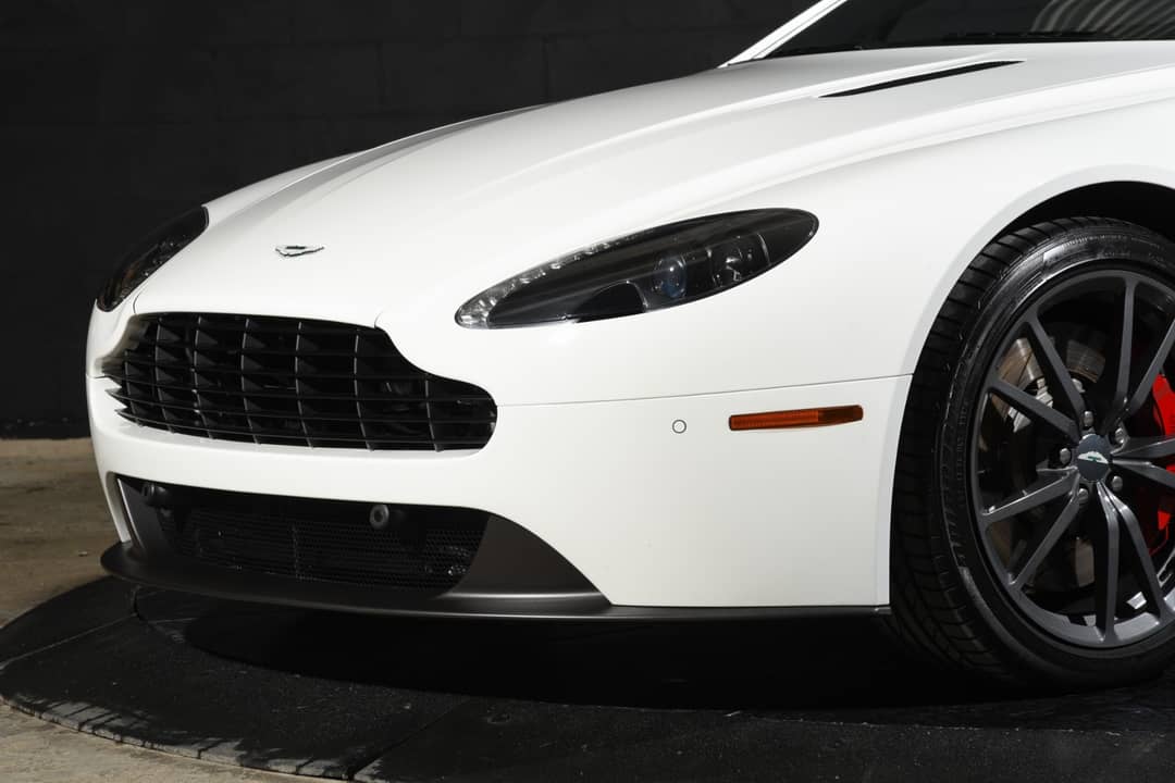 2015 Aston Martin V8 Vantage GT Roadster — photo 28