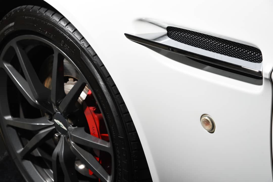 2015 Aston Martin V8 Vantage GT Roadster — photo 29
