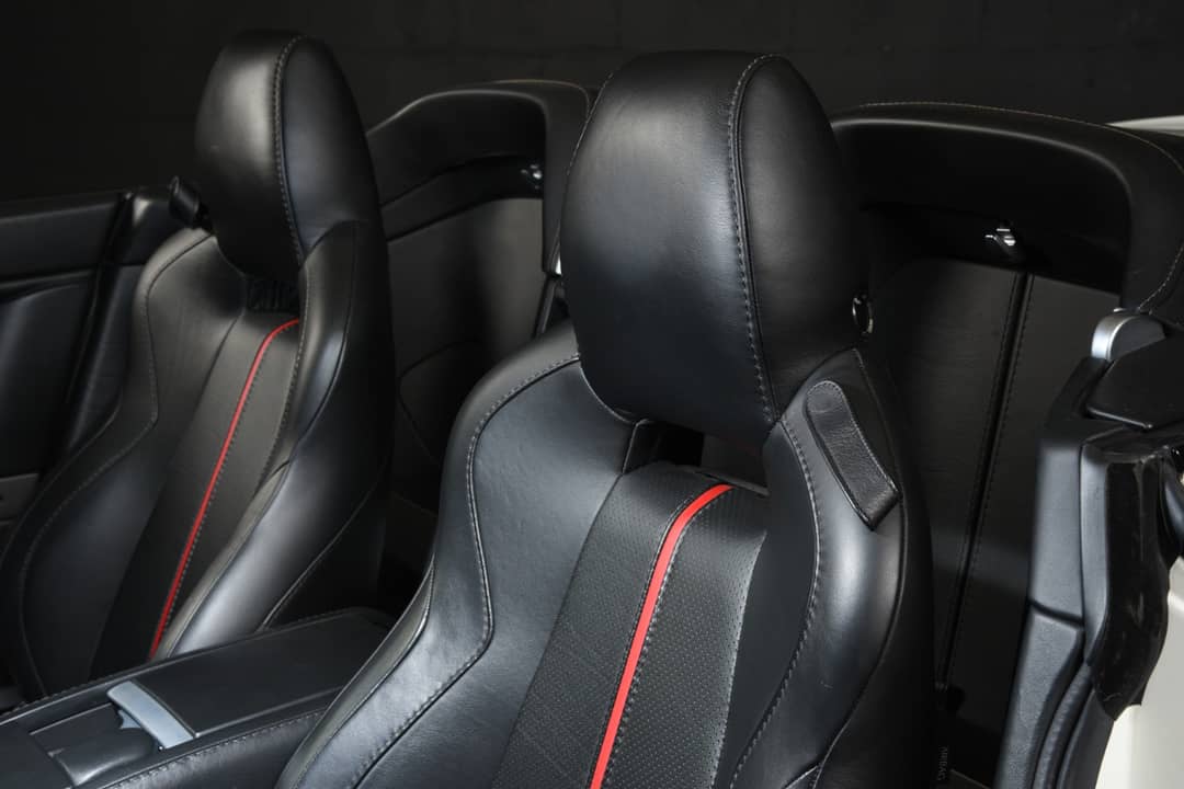 2015 Aston Martin V8 Vantage GT Roadster — photo 40