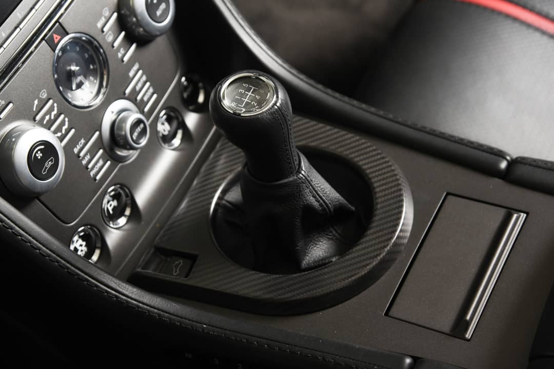2015 Aston Martin V8 Vantage GT Roadster — photo 8