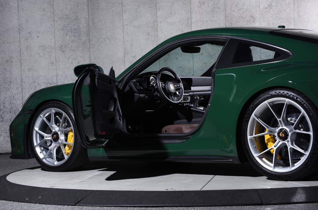2022 Porsche 911 GT3 Touring — photo 18