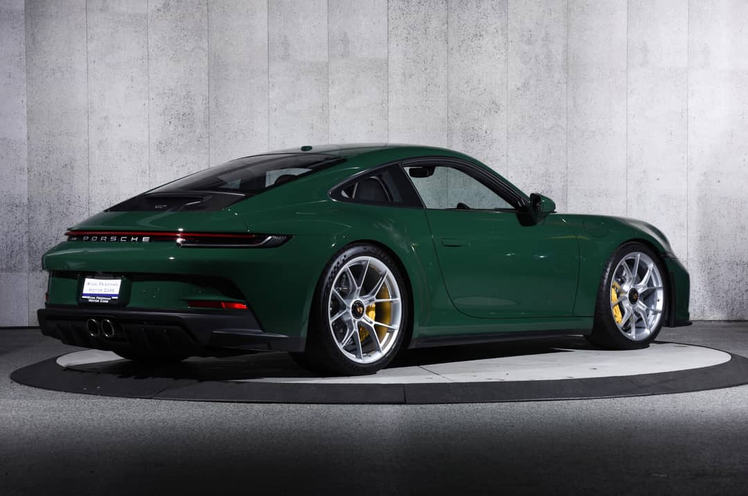 2022 Porsche 911 GT3 Touring — photo 3