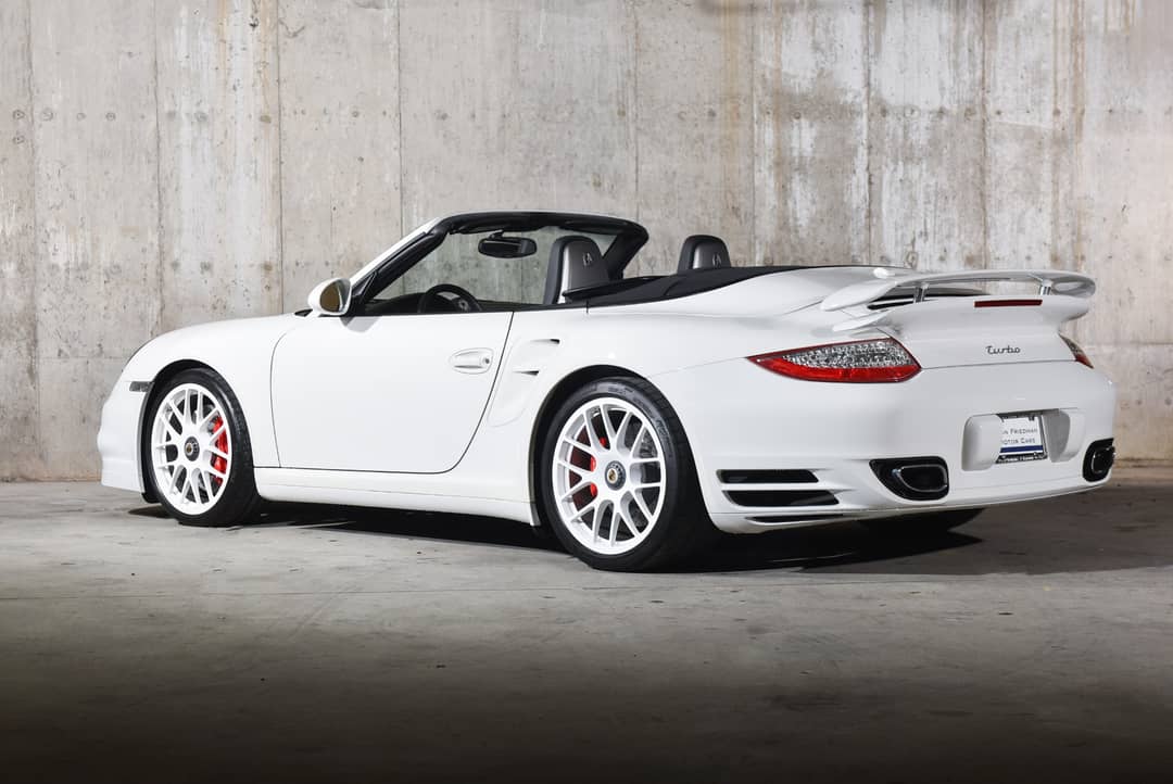 2011 Porsche 911 Turbo — photo 3