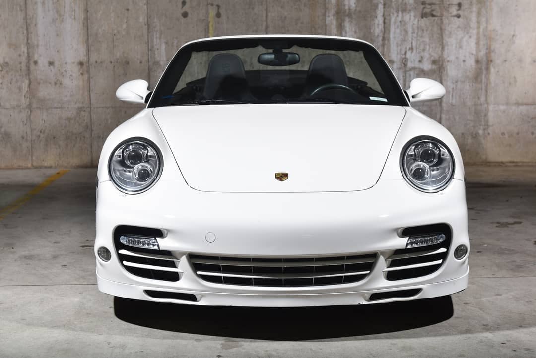 2011 Porsche 911 Turbo — photo 21