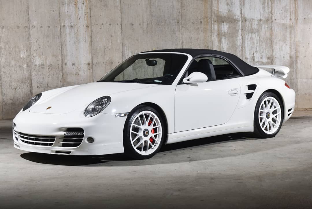 2011 Porsche 911 Turbo — photo 23
