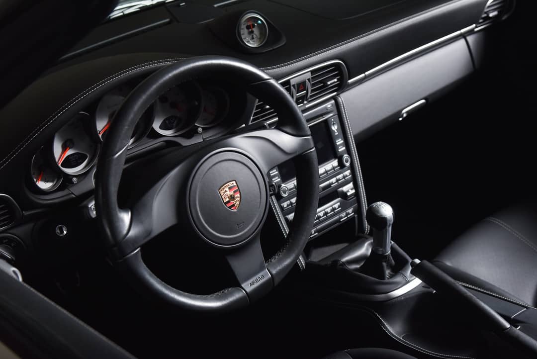 2011 Porsche 911 Turbo — photo 44