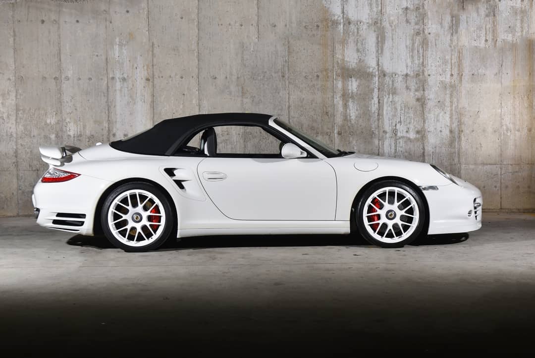 2011 Porsche 911 Turbo — photo 9