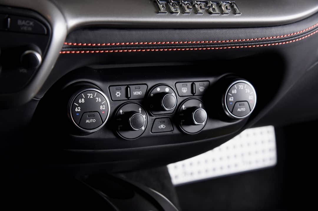 2014 Ferrari F12berlinetta — photo 39