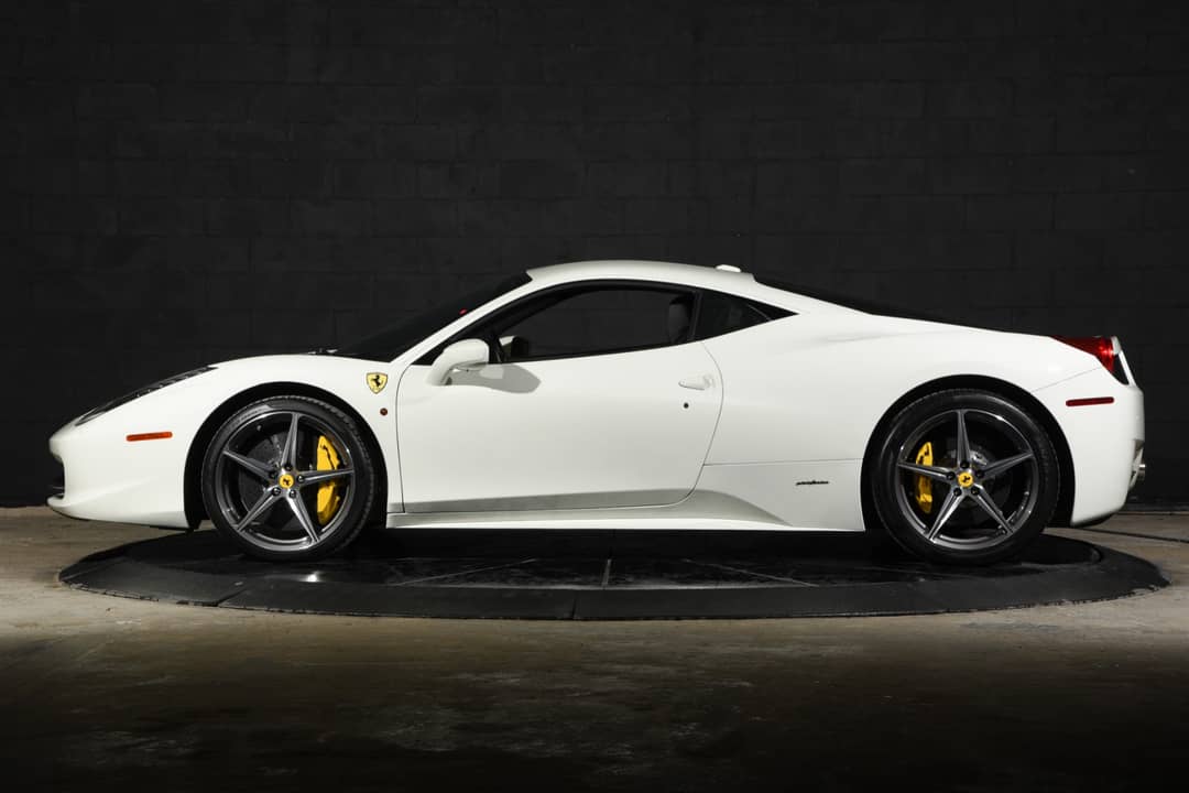 2015 Ferrari 458 Italia — photo 12