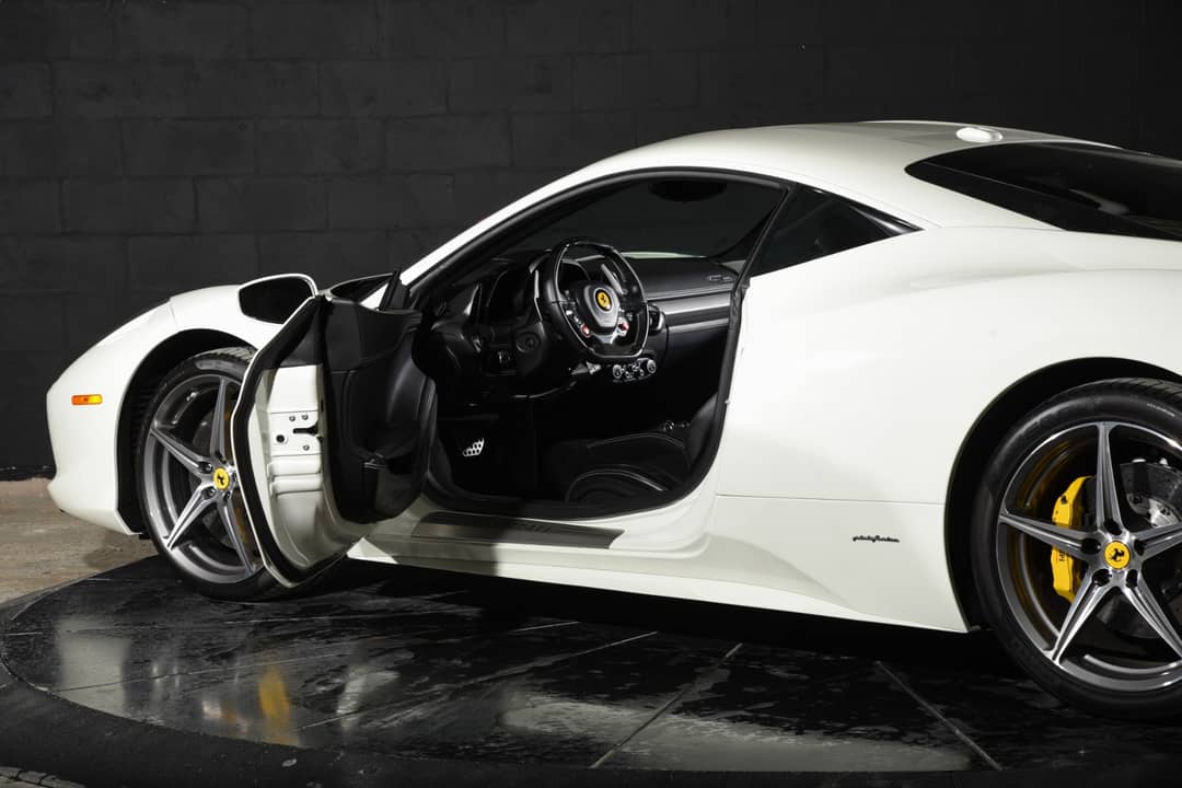 2015 Ferrari 458 Italia — photo 32