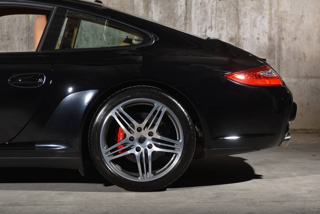 2010 Porsche 911 Carrera 4S — photo 11