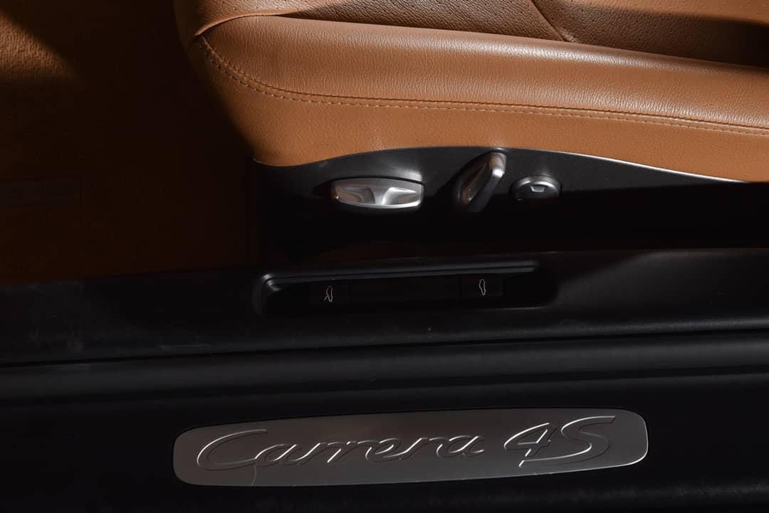2010 Porsche 911 Carrera 4S — photo 18