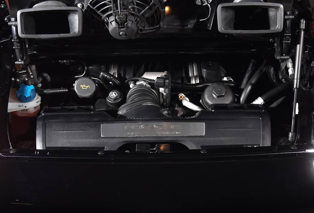 2010 Porsche 911 Carrera 4S — photo 19