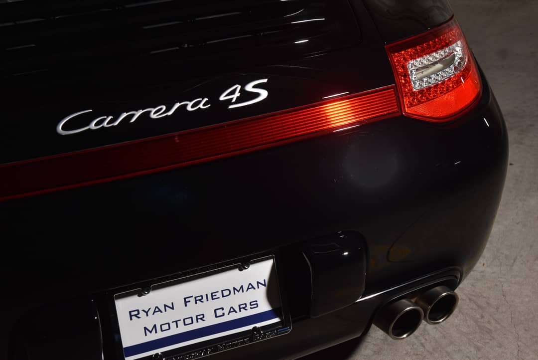2010 Porsche 911 Carrera 4S — photo 20