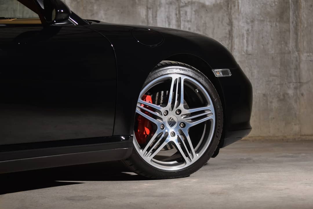2010 Porsche 911 Carrera 4S — photo 22