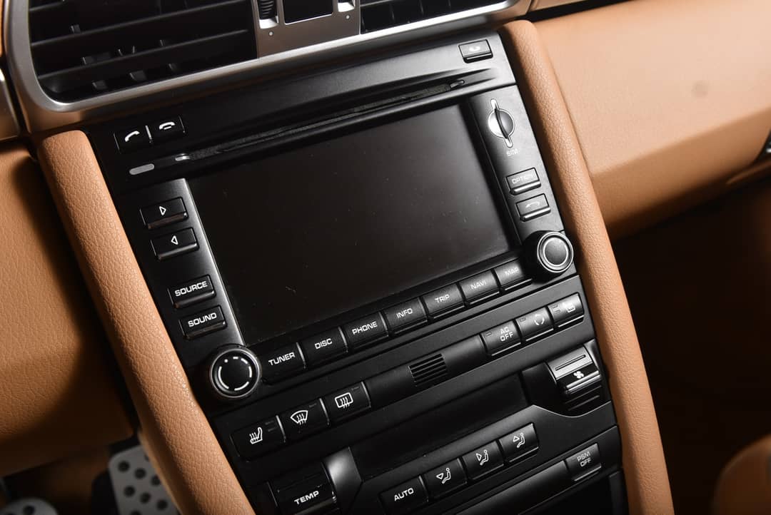 2010 Porsche 911 Carrera 4S — photo 25