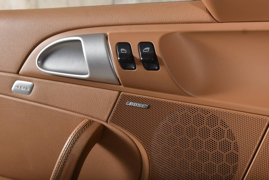 2010 Porsche 911 Carrera 4S — photo 27