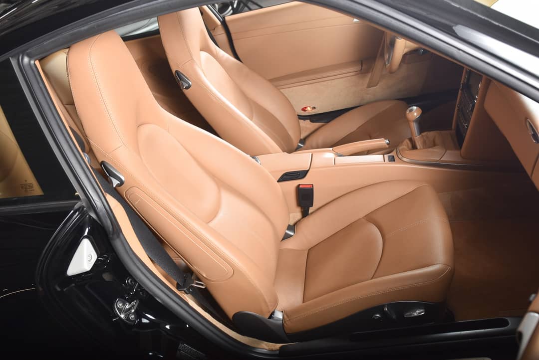 2010 Porsche 911 Carrera 4S — photo 30