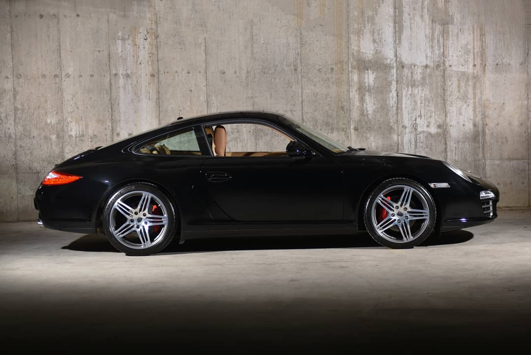 2010 Porsche 911 Carrera 4S — photo 7