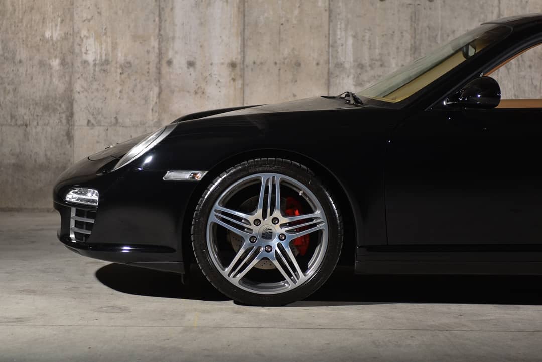 2010 Porsche 911 Carrera 4S — photo 9