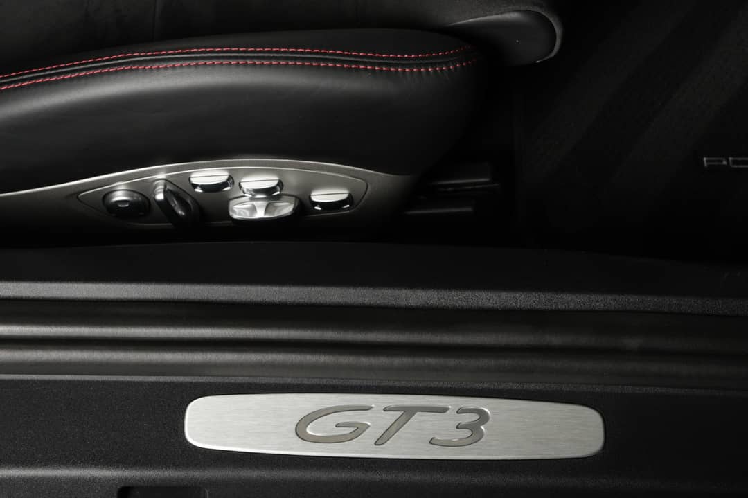 2019 Porsche 911 GT3 — photo 35