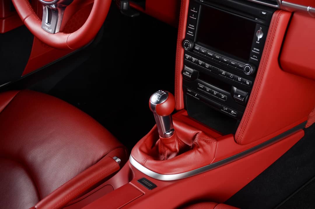 2013 Porsche 911 Turbo — photo 27