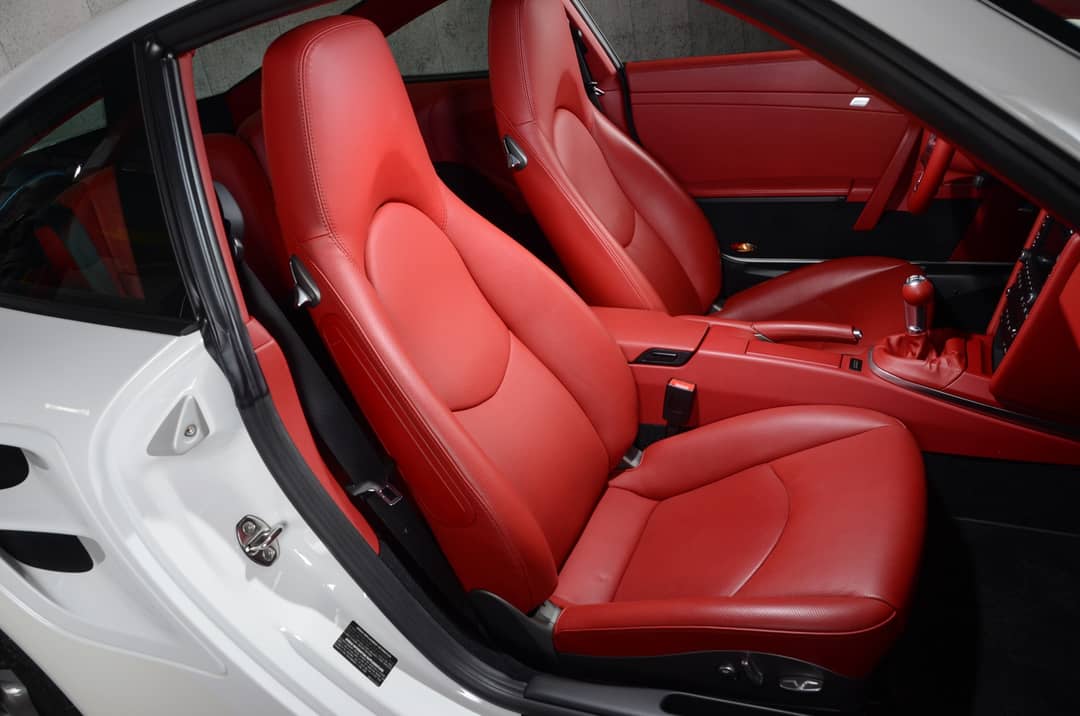 2013 Porsche 911 Turbo — photo 32