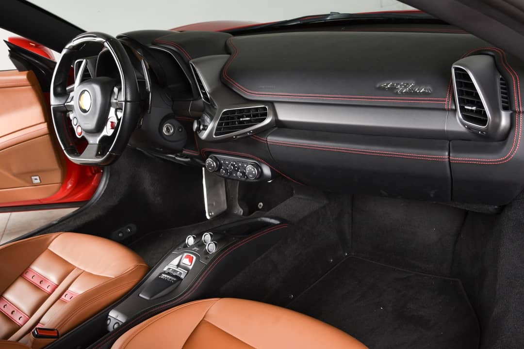 2013 Ferrari 458 Italia — photo 14