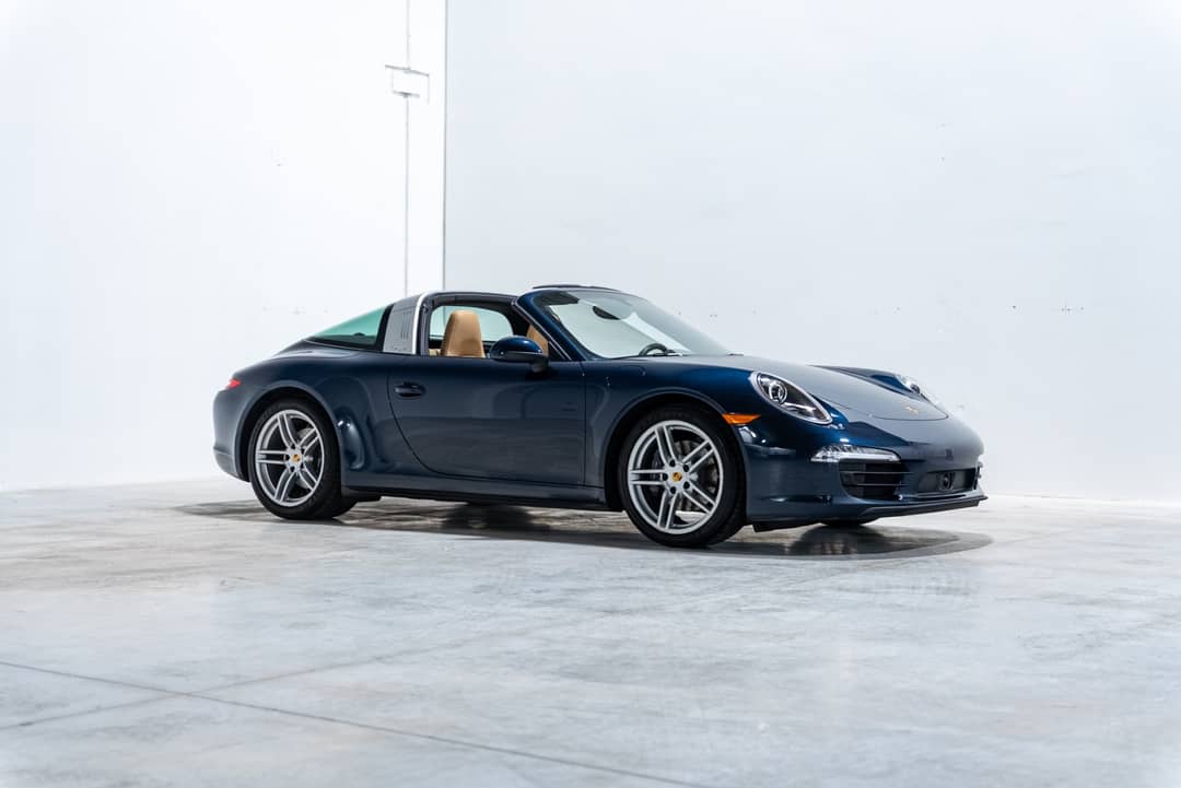 2015 Porsche 911 Targa 4 — photo 2