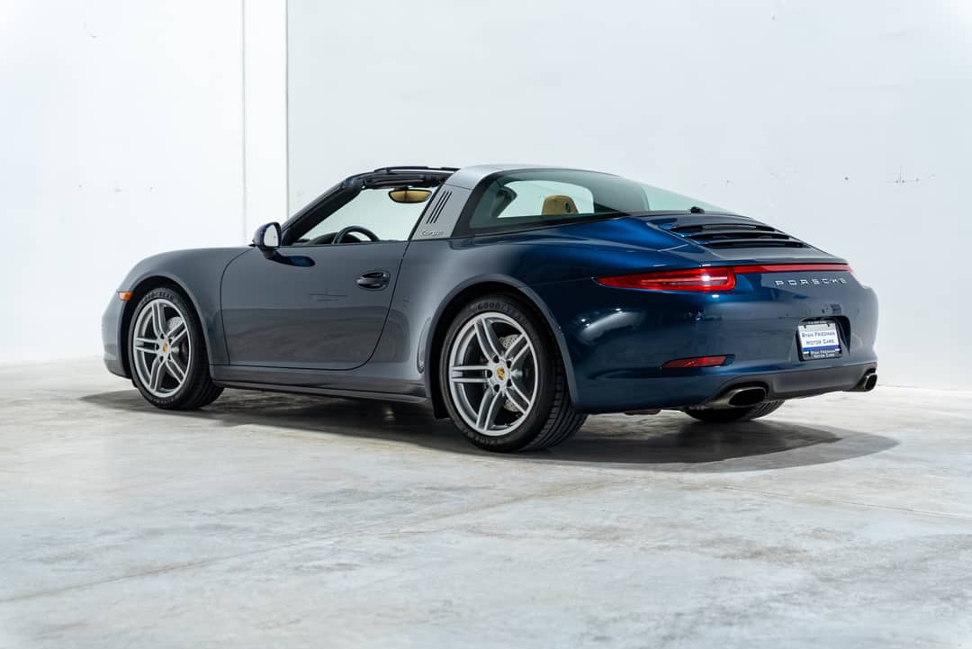 2015 Porsche 911 Targa 4 — photo 3