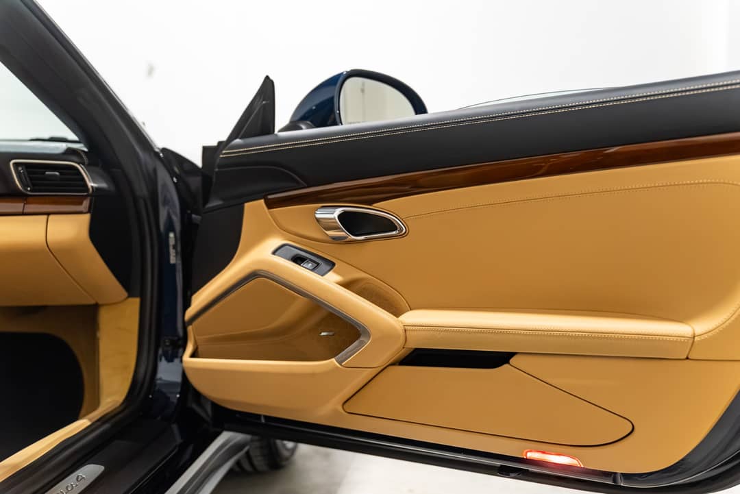 2015 Porsche 911 Targa 4 — photo 20