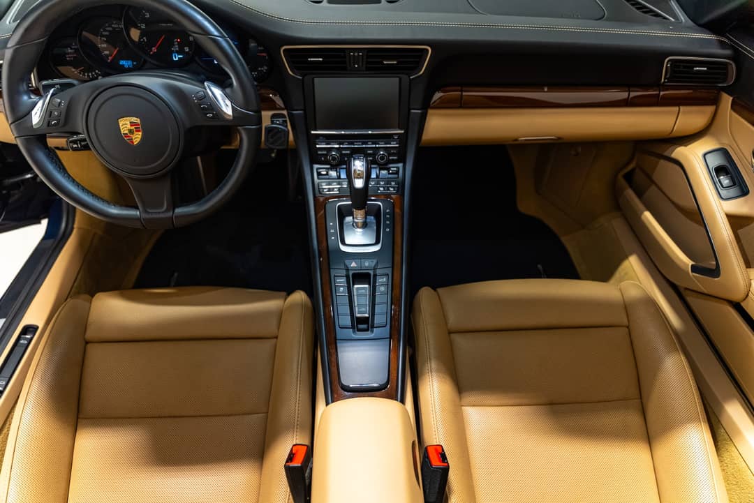 2015 Porsche 911 Targa 4 — photo 6