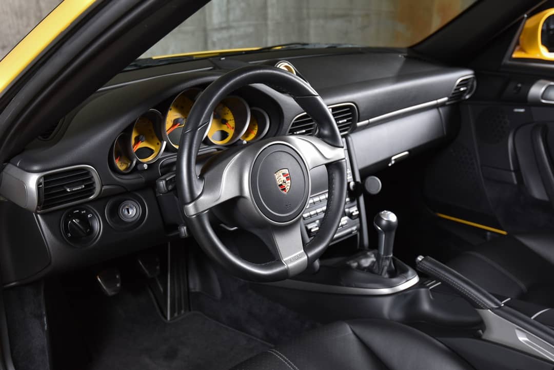 2010 Porsche 911 Carrera — photo 16