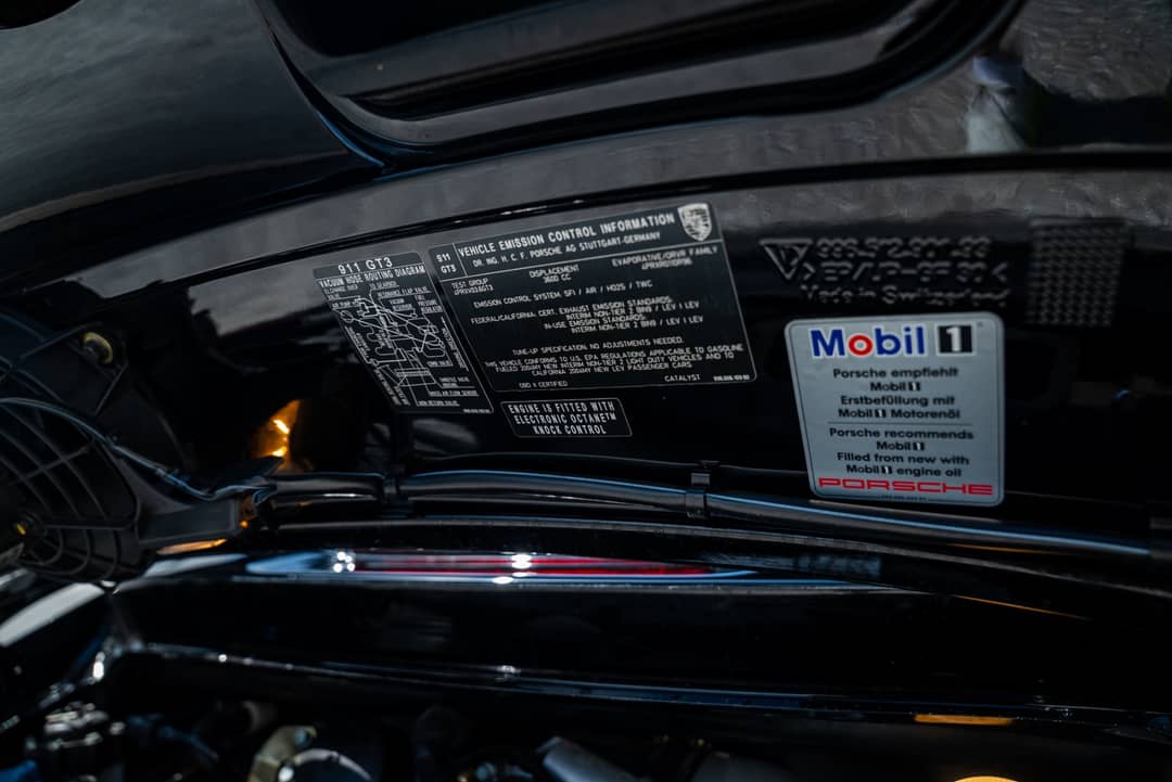 2004 Porsche 911 GT3 — photo 26