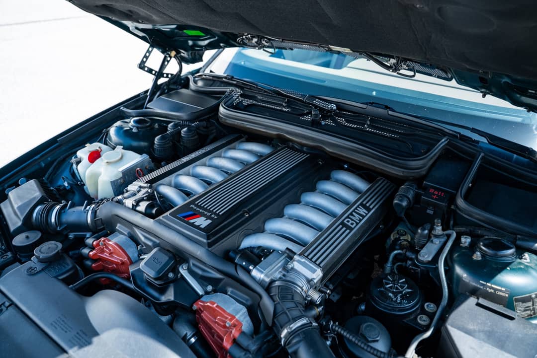 1995 BMW 8 Series 850CSi — photo 34
